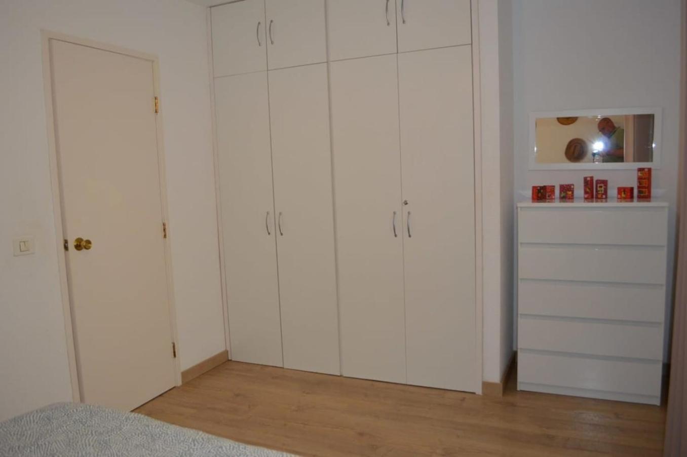 Lovely 1 Bed Apartment In Castle Harbour C108 Лос Кристианос Экстерьер фото