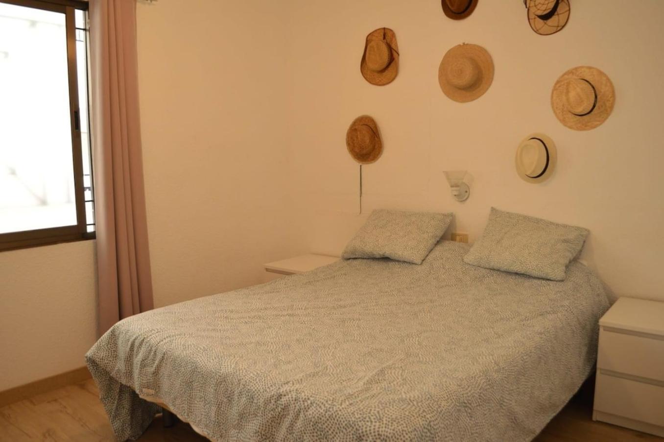 Lovely 1 Bed Apartment In Castle Harbour C108 Лос Кристианос Экстерьер фото