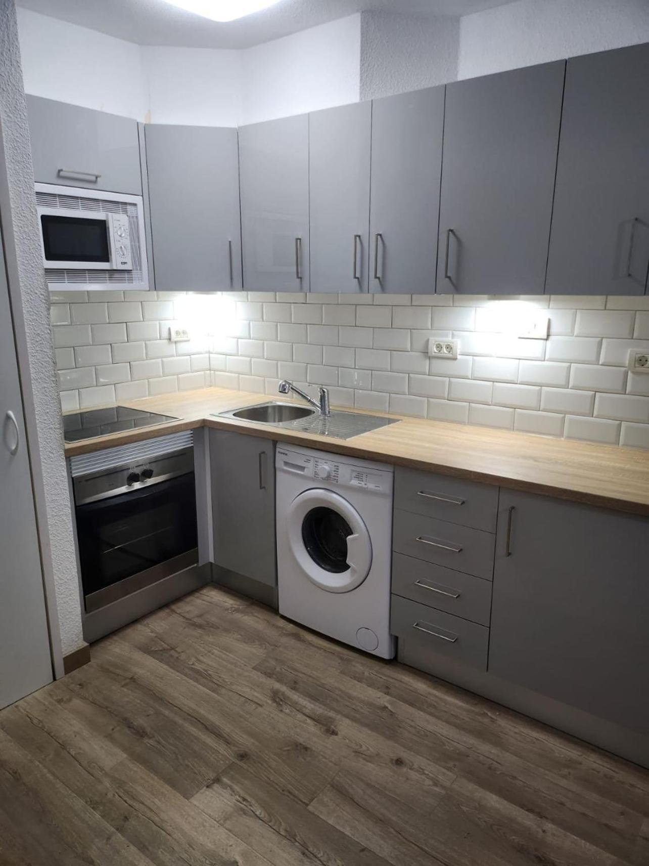 Lovely 1 Bed Apartment In Castle Harbour C108 Лос Кристианос Экстерьер фото