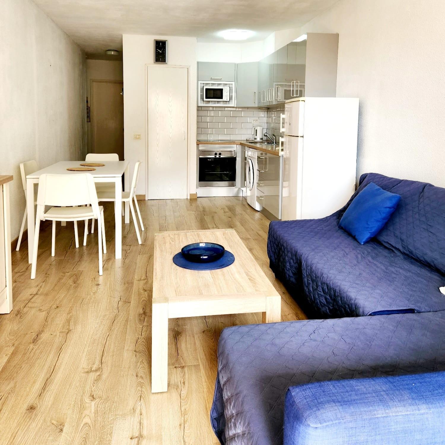 Lovely 1 Bed Apartment In Castle Harbour C108 Лос Кристианос Экстерьер фото